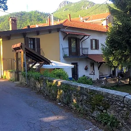 Sportinghouse Bed & Breakfast *