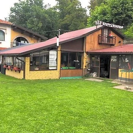 Bed & Breakfast Sportinghouse *